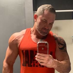 Meet your Posher, Adam